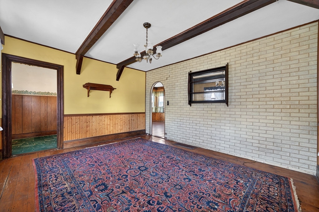 28 Cottage Street Taunton, MA 02780 - Photo 18 of 29