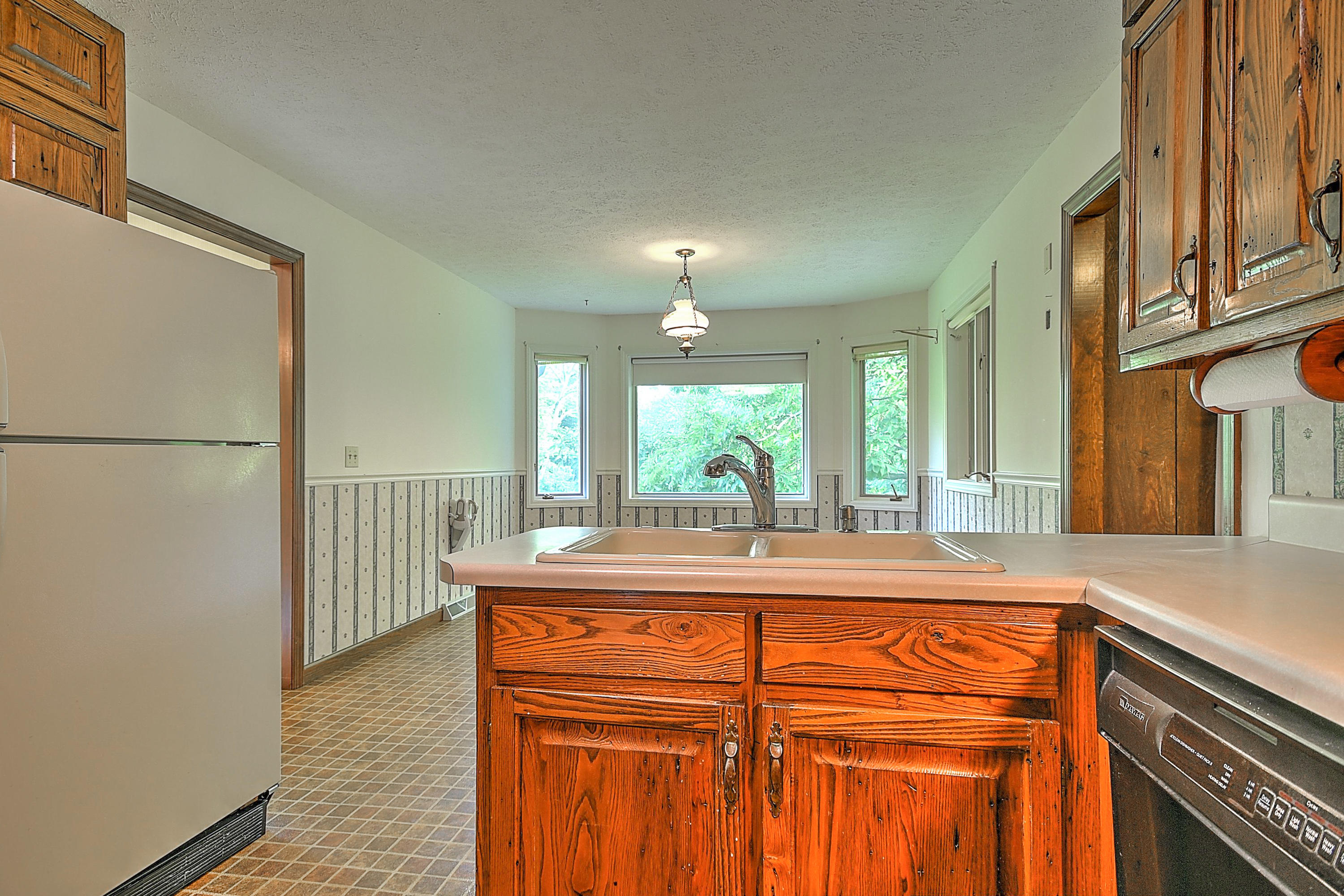 130 Harwood Road Gray, TN 37615 - Photo 12 of 45 130 Harwood Rd-14