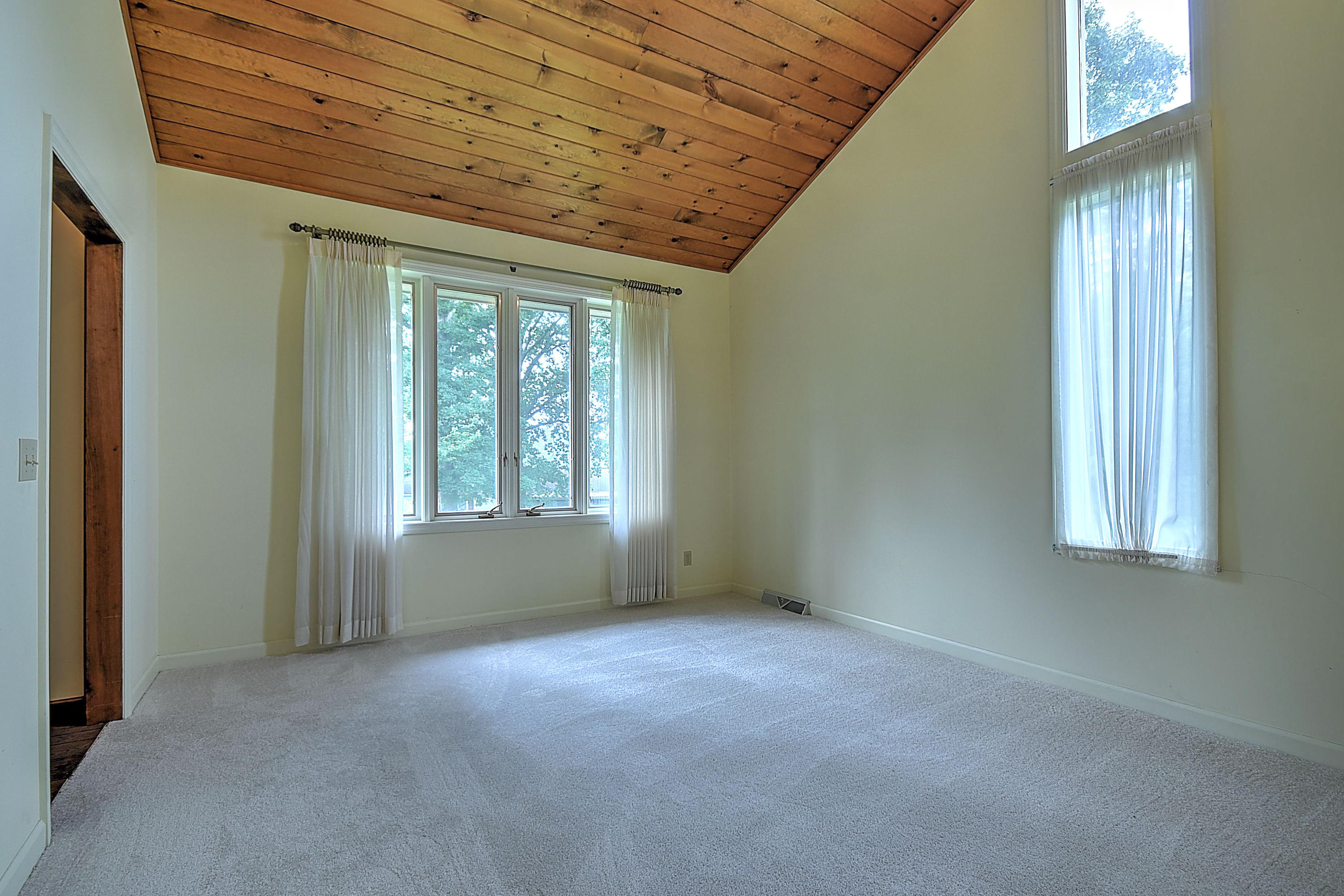 130 Harwood Rd-7