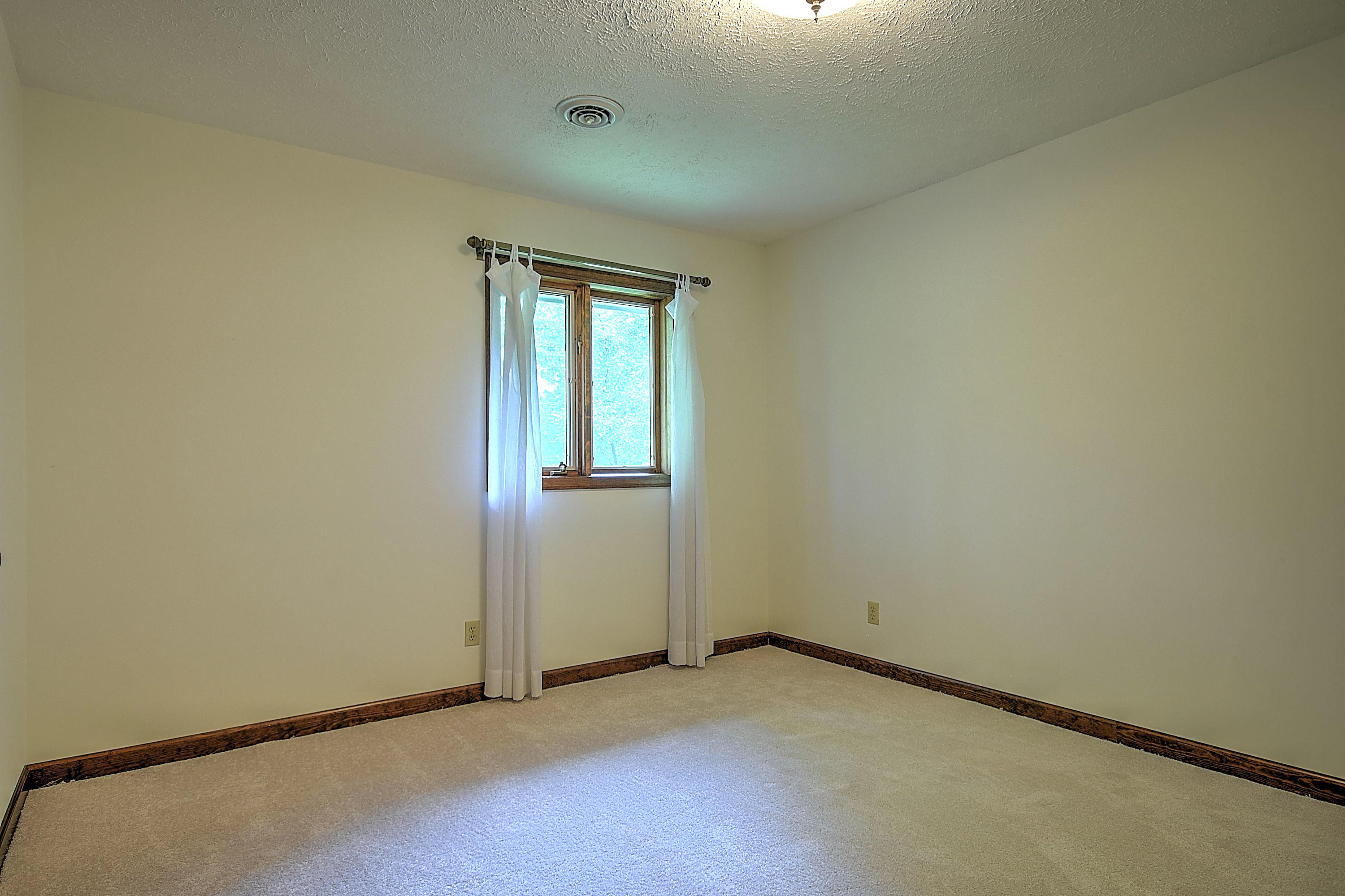 130 Harwood Road Gray, TN 37615 - Photo 25 of 45 130 Harwood Rd-27