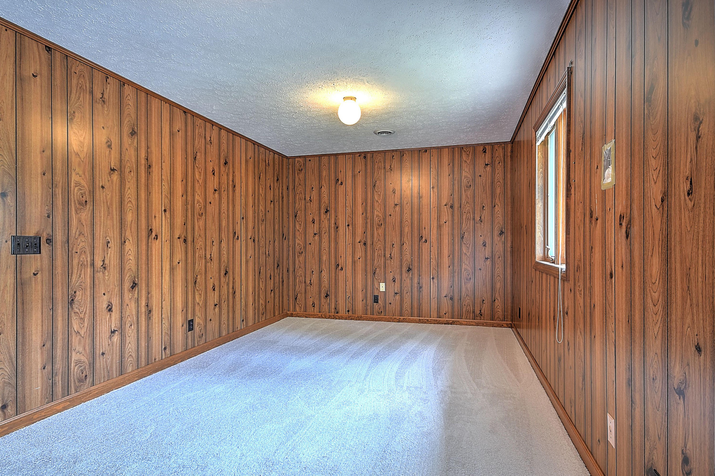 130 Harwood Road Gray, TN 37615 - Photo 31 of 45 130 Harwood Rd-33