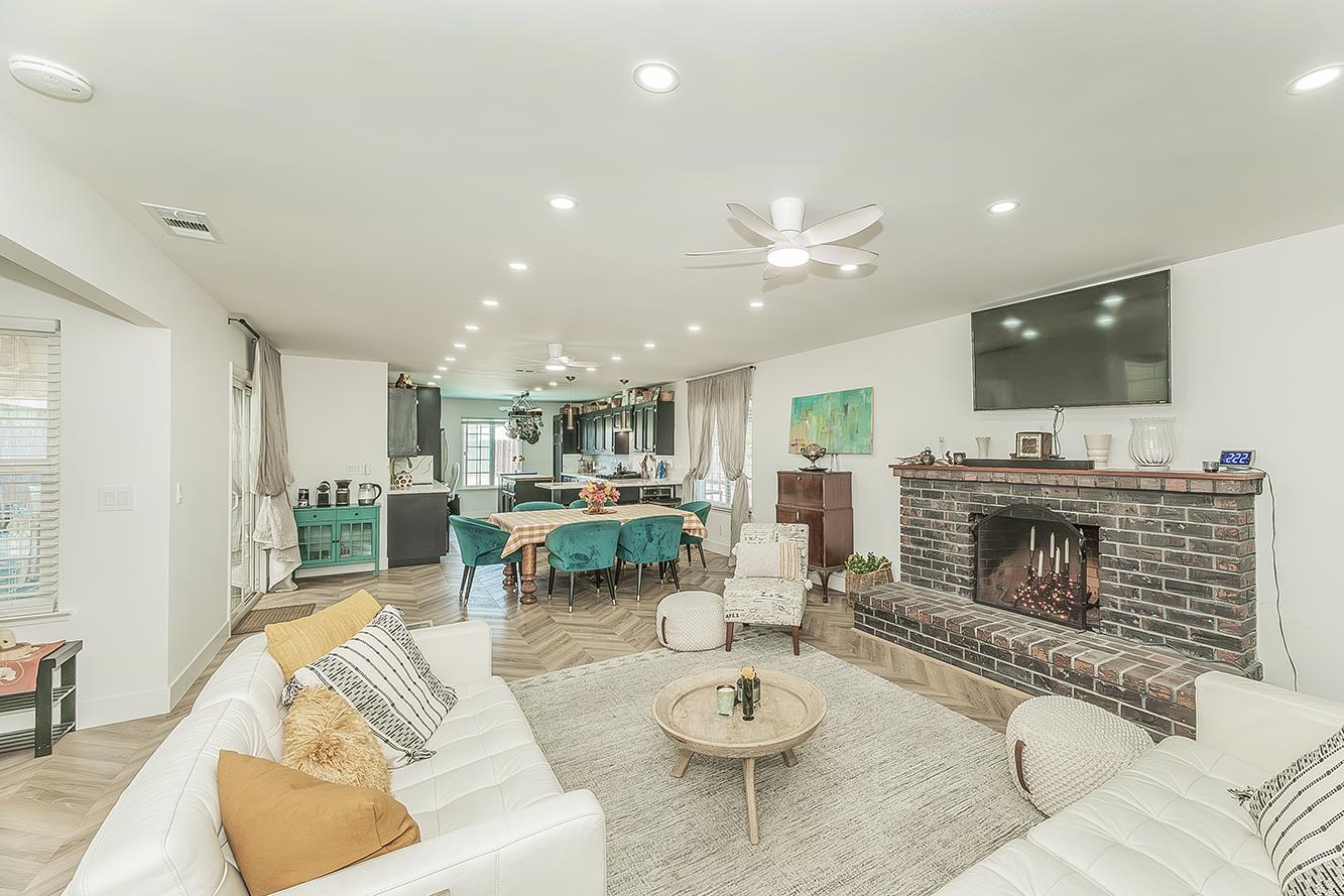 714 East Ann Drive Reedley, CA 93654 - Photo 11 of 43