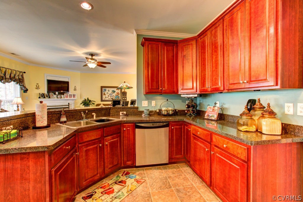 8909 Hollow Oak Road Midlothian, VA 23112 - Photo 12 of 21 Gallery Image 12
