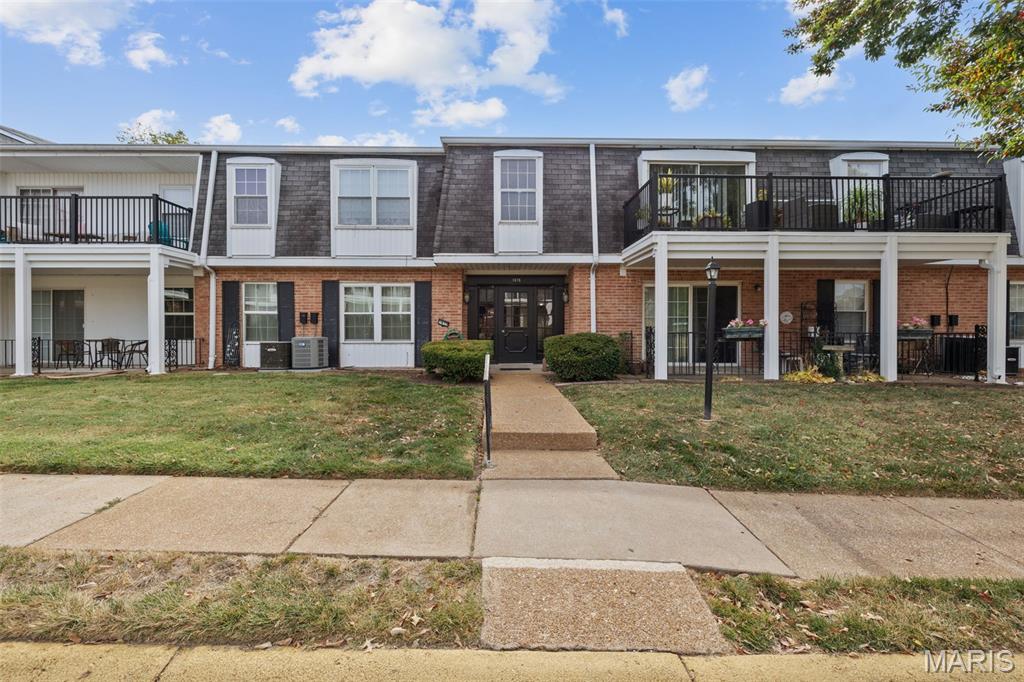 1678 Blue Ridge Drive, Unit A St. Louis, MO 63125 - Photo 1 of 21
