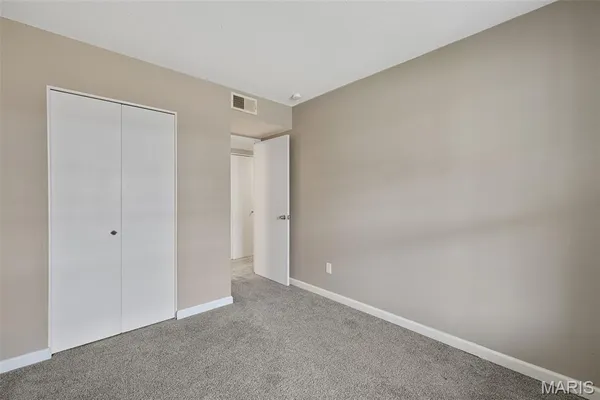 $112,500 | 1678 Blue Ridge Drive, Unit A, St. Louis, MO 63125