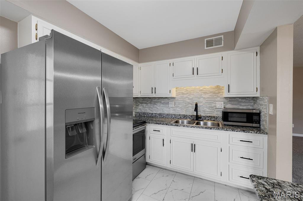 1678 Blue Ridge Drive, Unit A St. Louis, MO 63125 - Photo 9 of 21