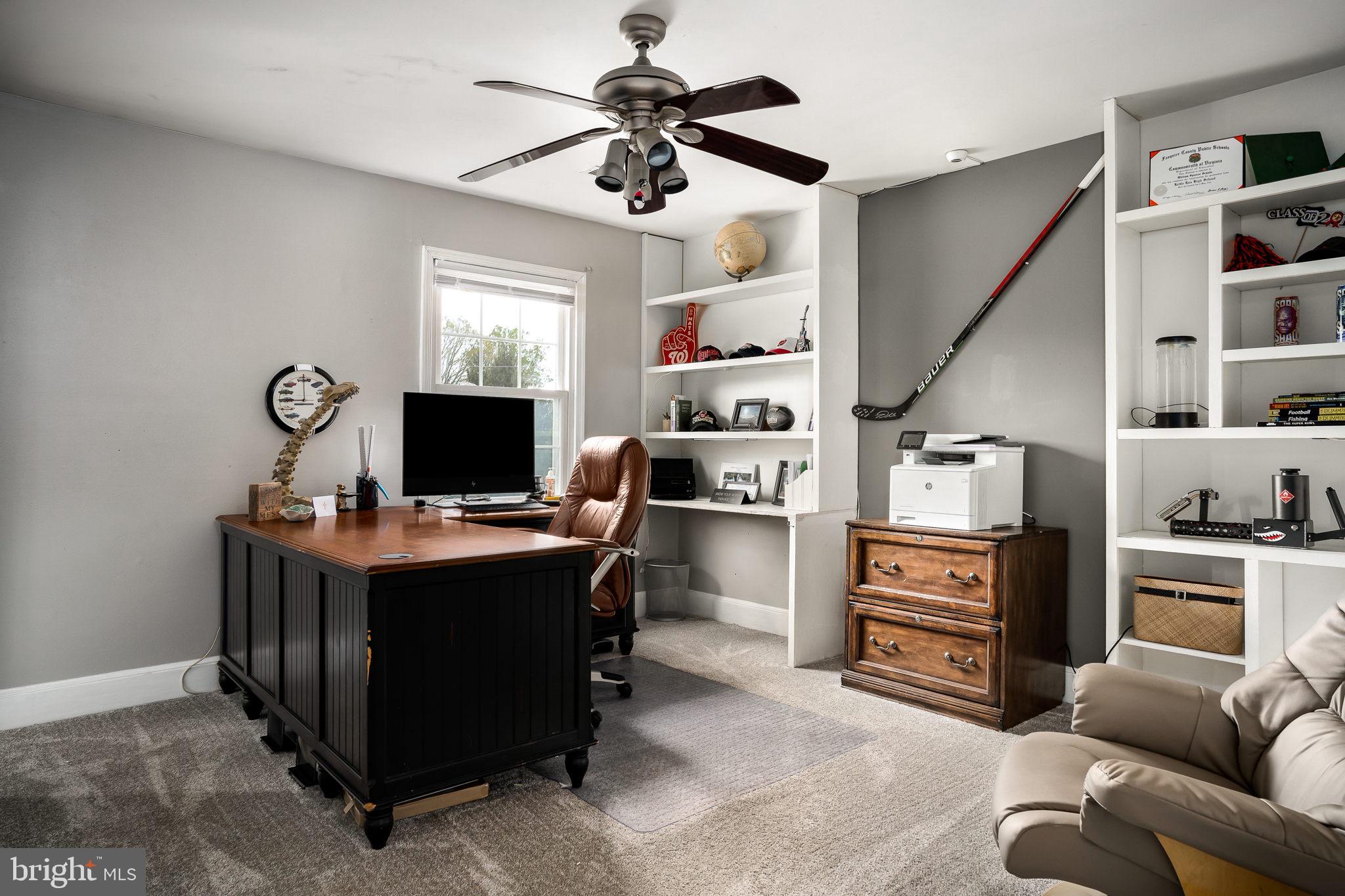 7234 Forrest Road Warrenton, VA 20187 - Photo 39 of 56 Bedroom used as an office. Built in shelves