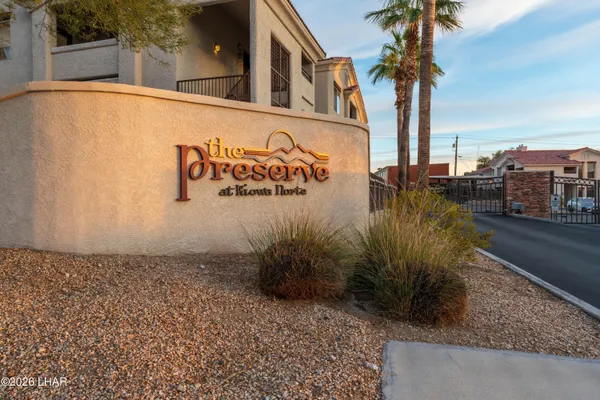 $275,000 | 2212 North Kiowa Boulevard, Unit 221, Lake Havasu City, AZ 86403