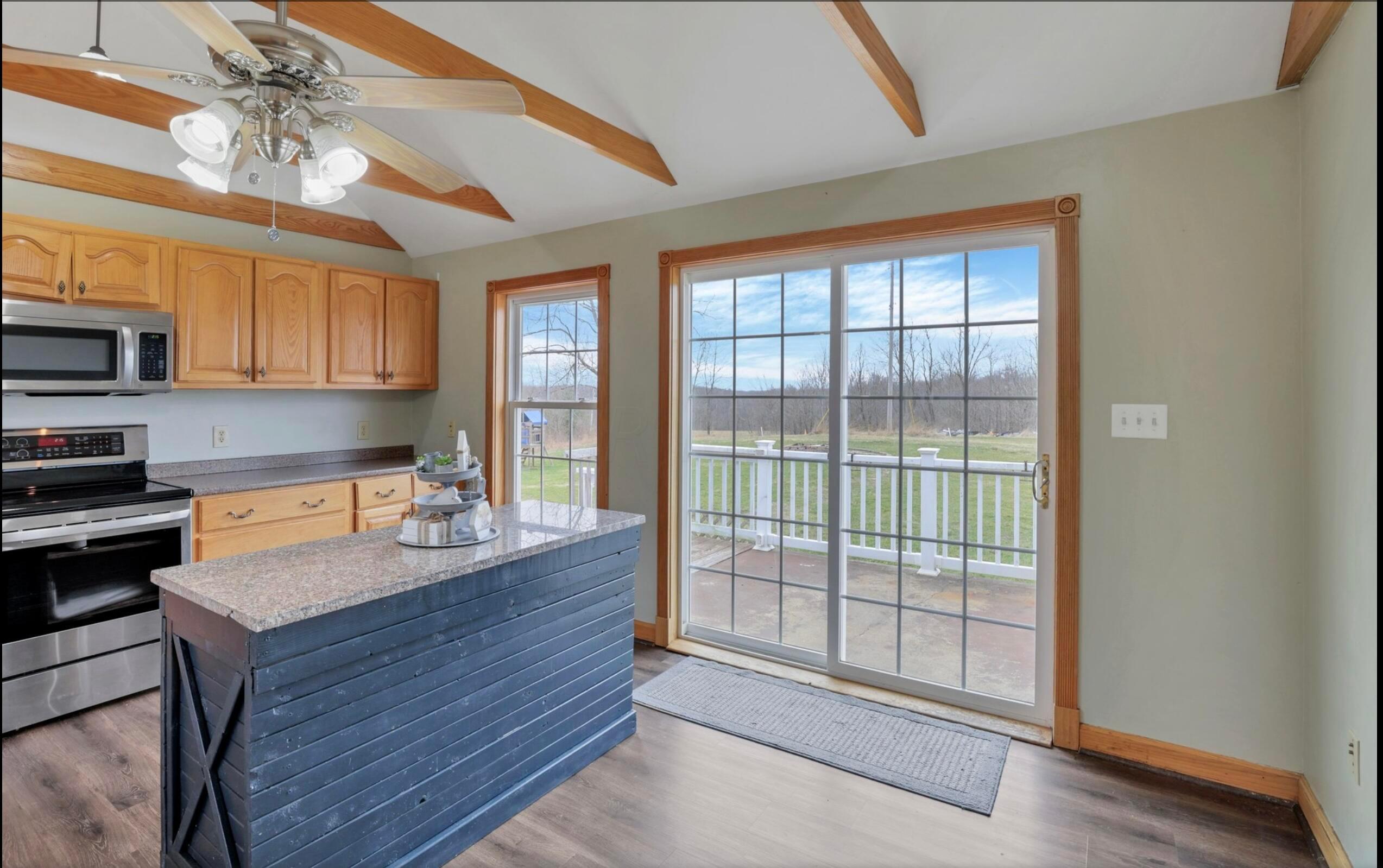 7805 Payne Road Roseville, OH 43777 - Photo 4 of 53 IMG_2379