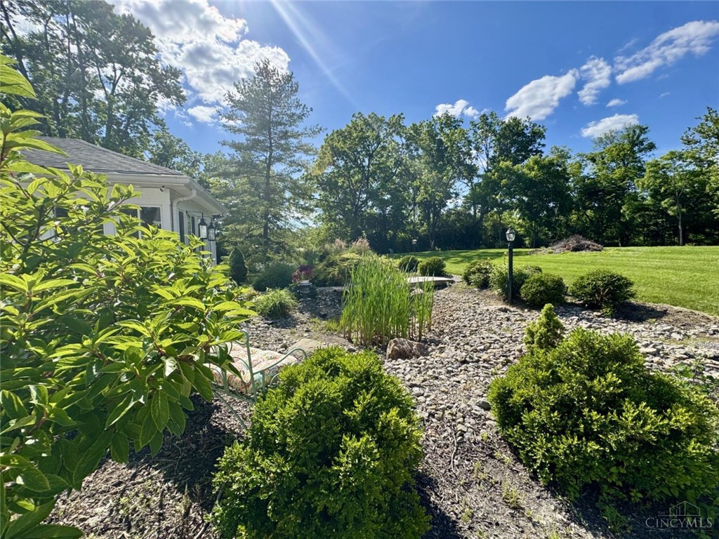5596 Greentree Road Lebanon, OH 45036 - Photo 21 of 69