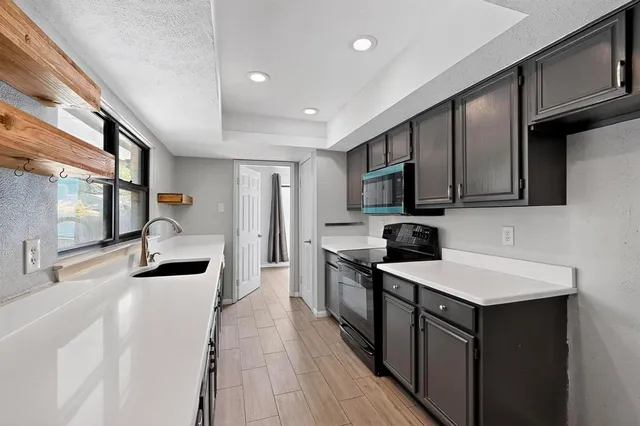 $387,900 | 944 Mossvine Drive, Plano, TX 75023