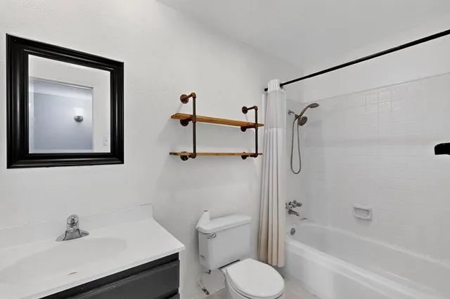 $387,900 | 944 Mossvine Drive, Plano, TX 75023