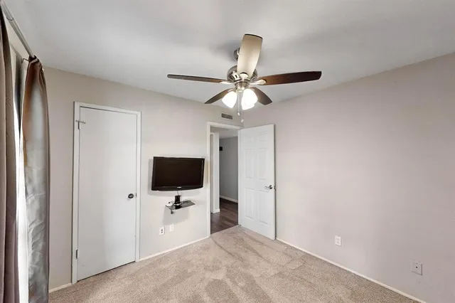 $387,900 | 944 Mossvine Drive, Plano, TX 75023