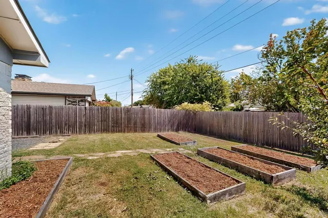 $387,900 | 944 Mossvine Drive, Plano, TX 75023