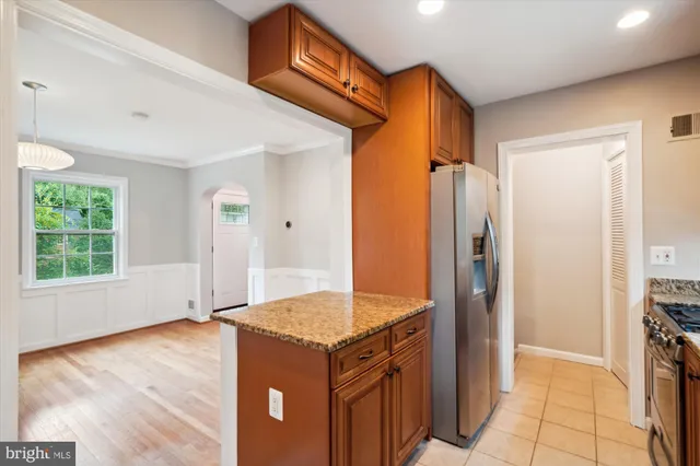 $4,150 | 6124 12th Road North, Arlington, VA 22205