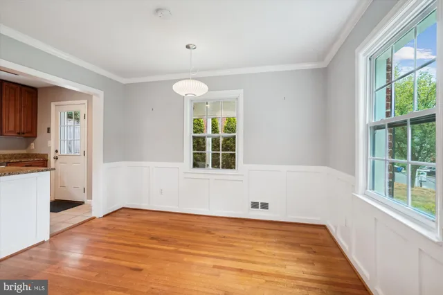 $4,150 | 6124 12th Road North, Arlington, VA 22205