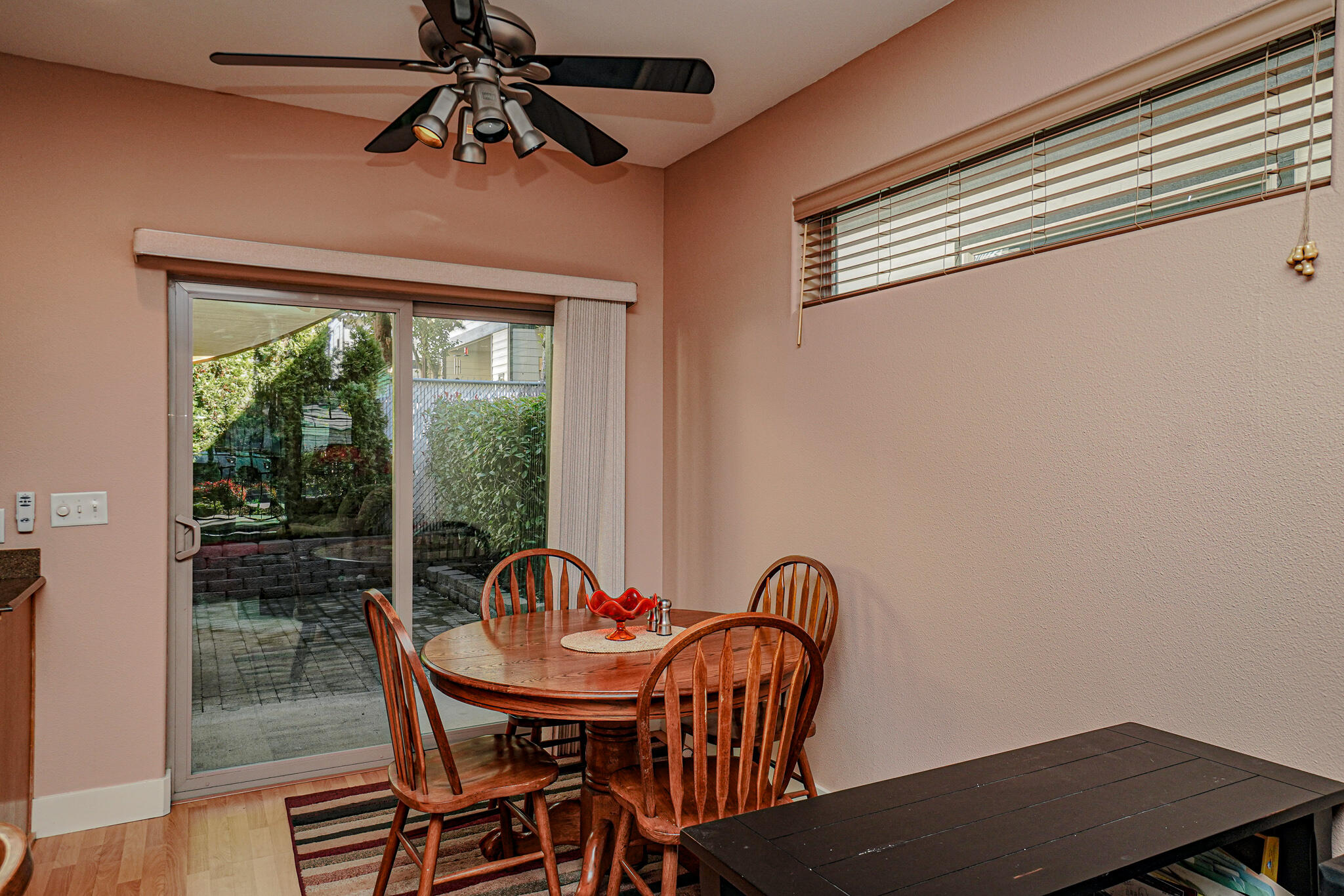 159 Casey Way Central Point, OR 97502 - Photo 5 of 23 DSC01816
