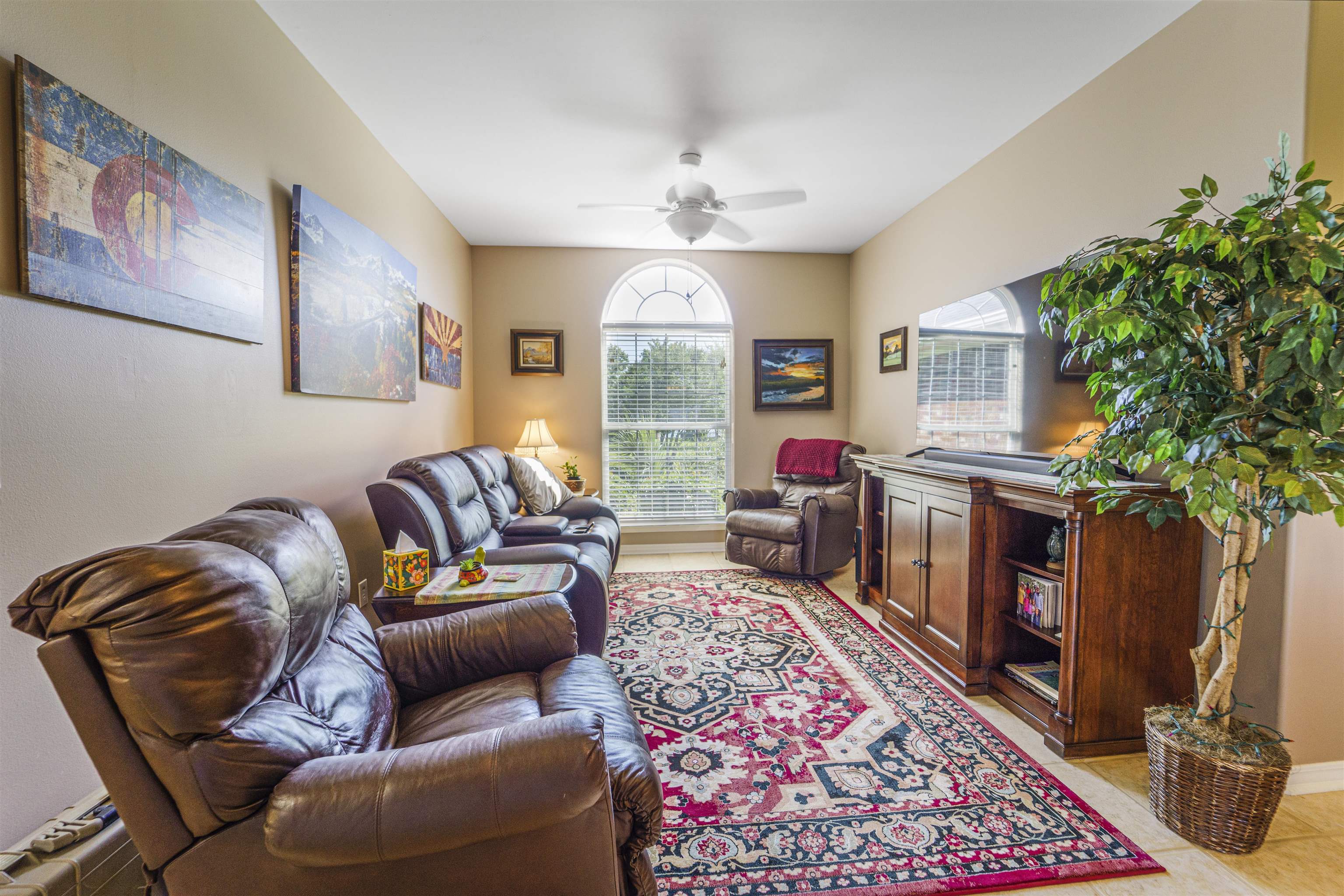 9505 Lakeview Drive Foley, AL 36535 - Photo 15 of 38 Living Room