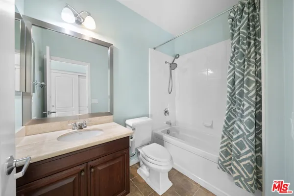 $4,795 | 5509 West 149th Place, Unit 13, Hawthorne, CA 90250