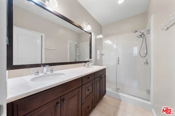 $4,795 | 5509 West 149th Place, Unit 13, Hawthorne, CA 90250