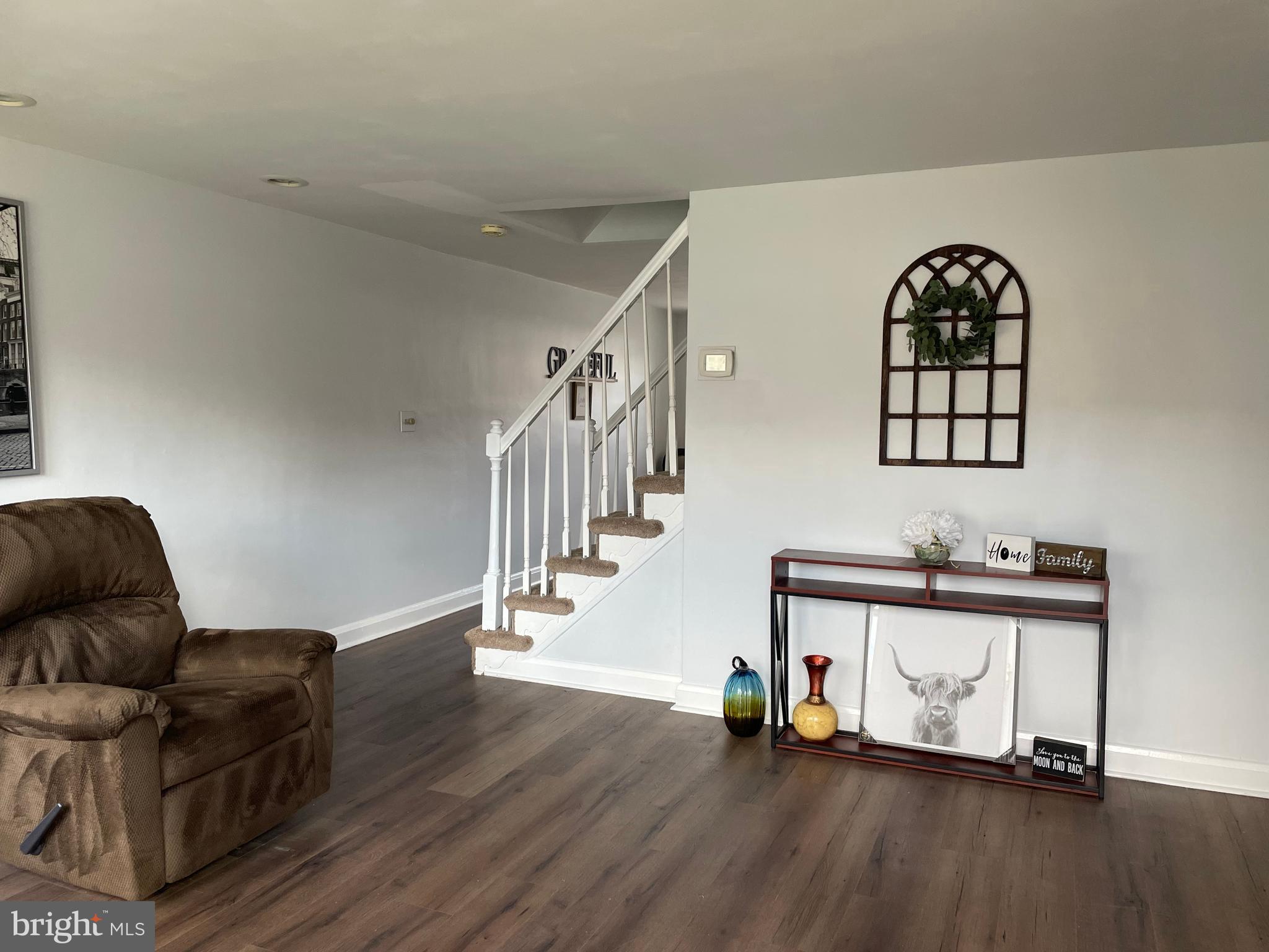 1407 Barrett Road Baltimore, MD 21207 - Photo 3 of 19 Gallery Image 3