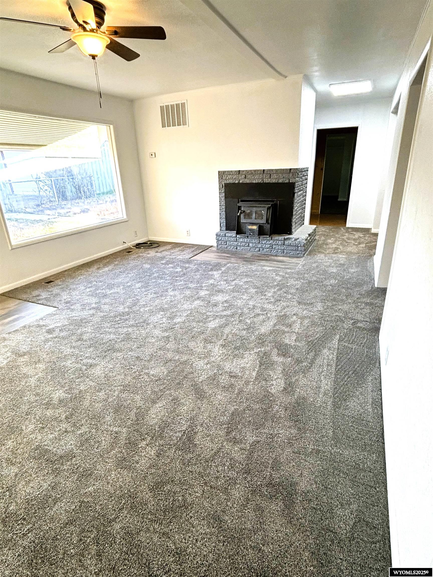 114 Blake Street La Barge, WY 83123 - Photo 7 of 16