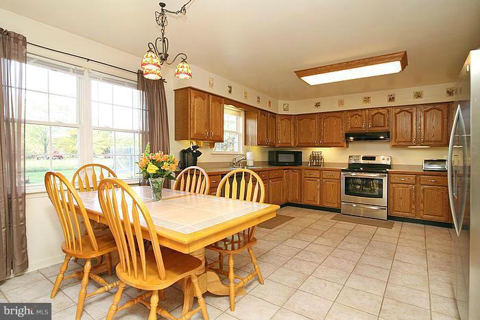 4120 Salem Bottom Road Westminster, MD 21157 - Photo 7 of 26 Kitchen