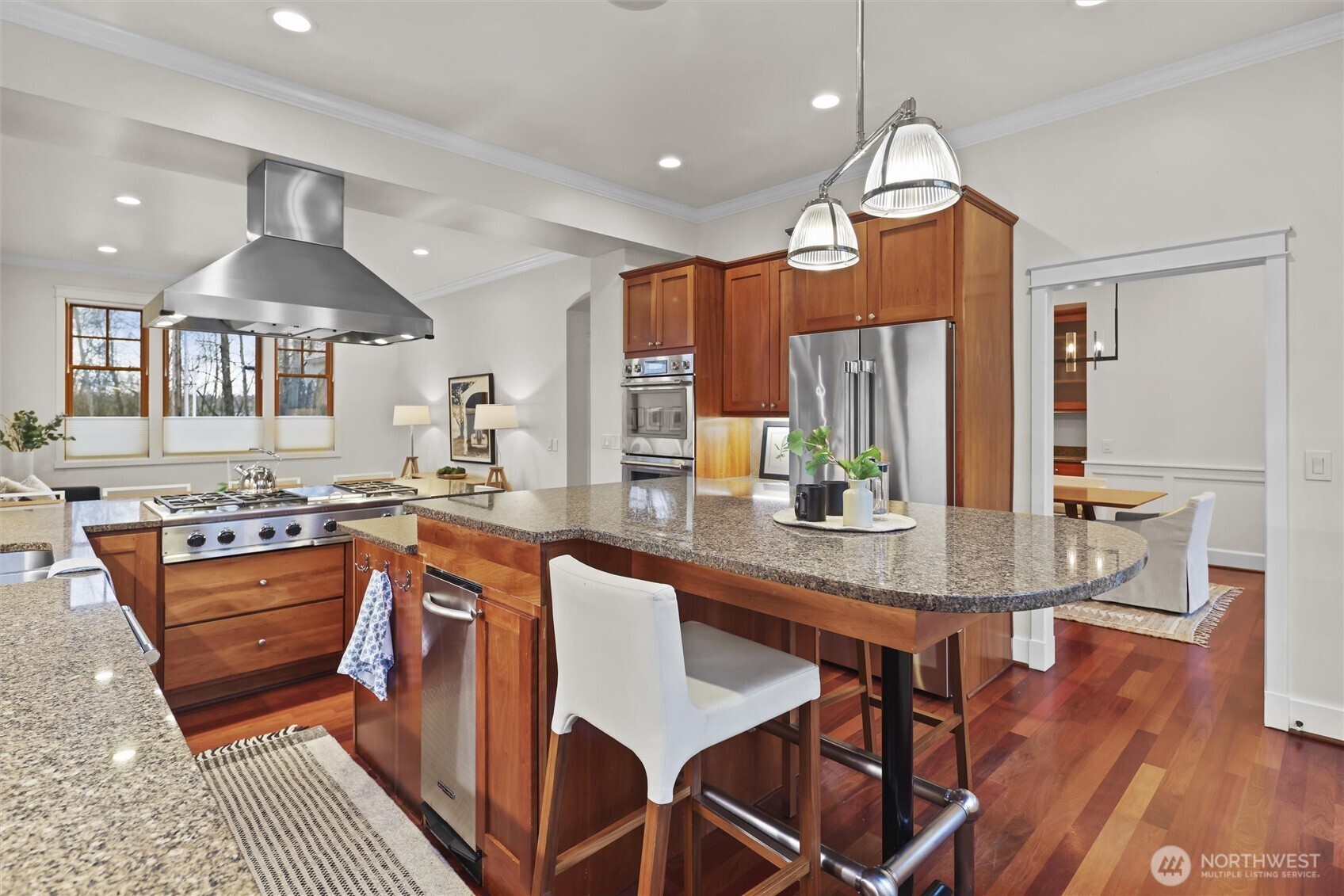 3710 Northeast 41st Street Seattle, WA 98105 - Photo 13 of 40