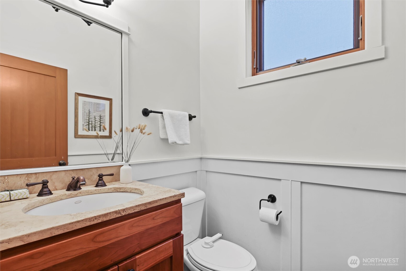 3710 Northeast 41st Street Seattle, WA 98105 - Photo 15 of 40