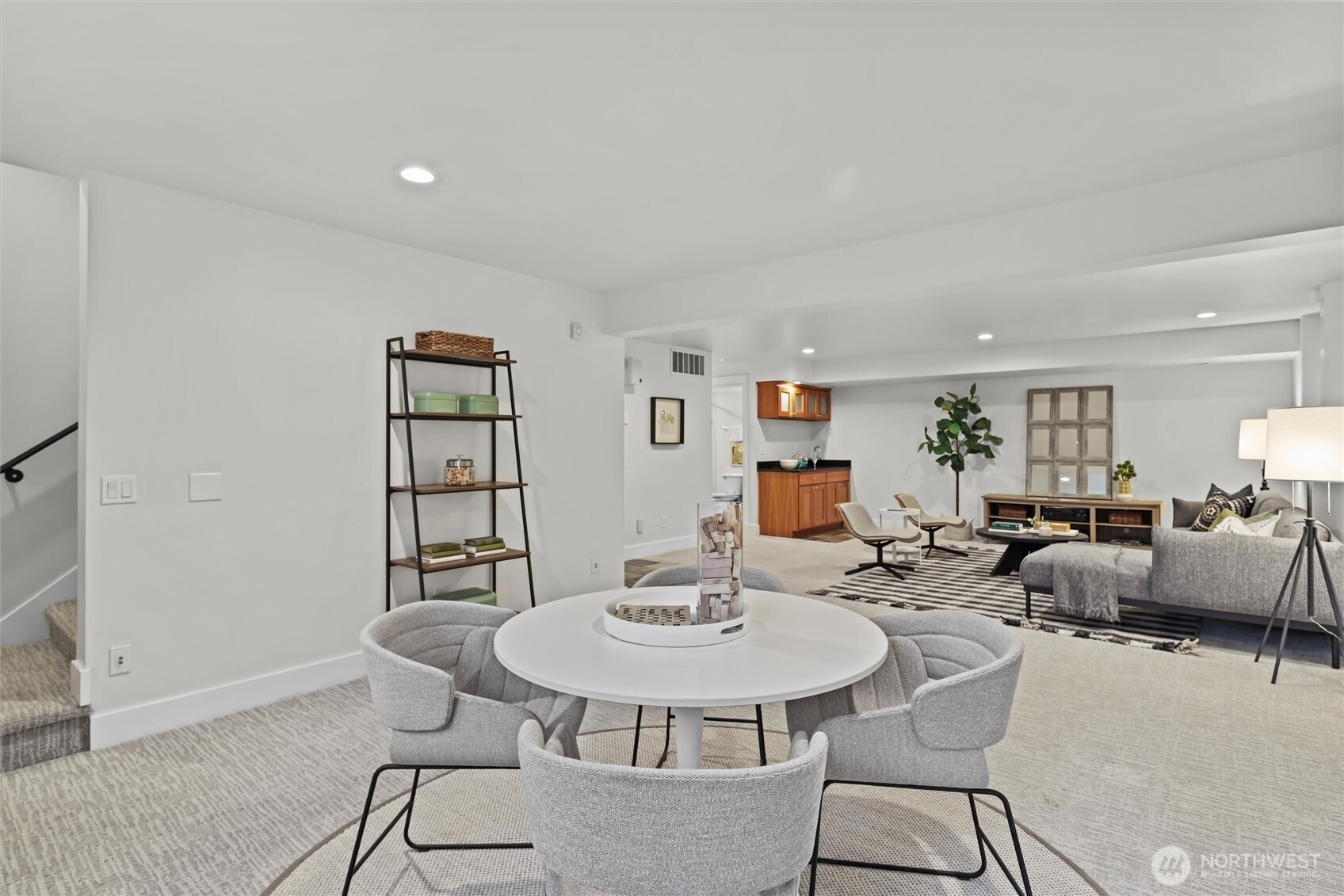 3710 Northeast 41st Street Seattle, WA 98105 - Photo 28 of 40