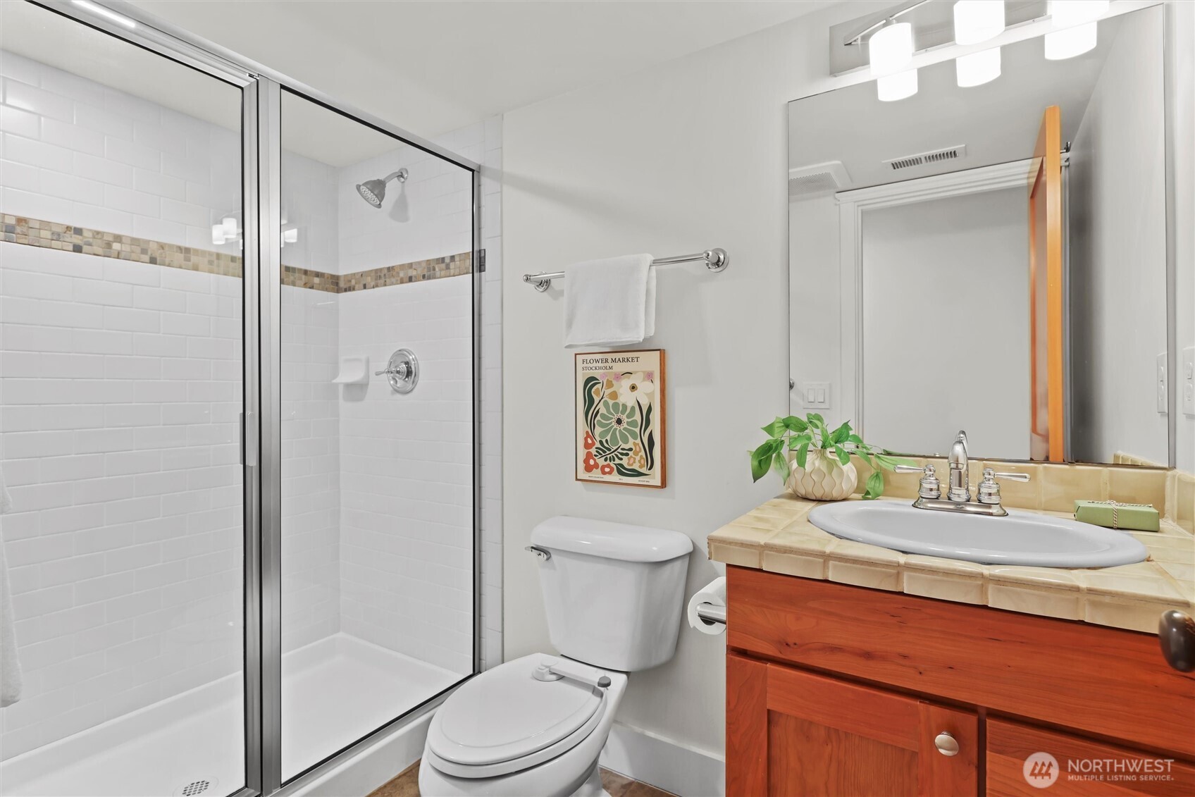 3710 Northeast 41st Street Seattle, WA 98105 - Photo 30 of 40