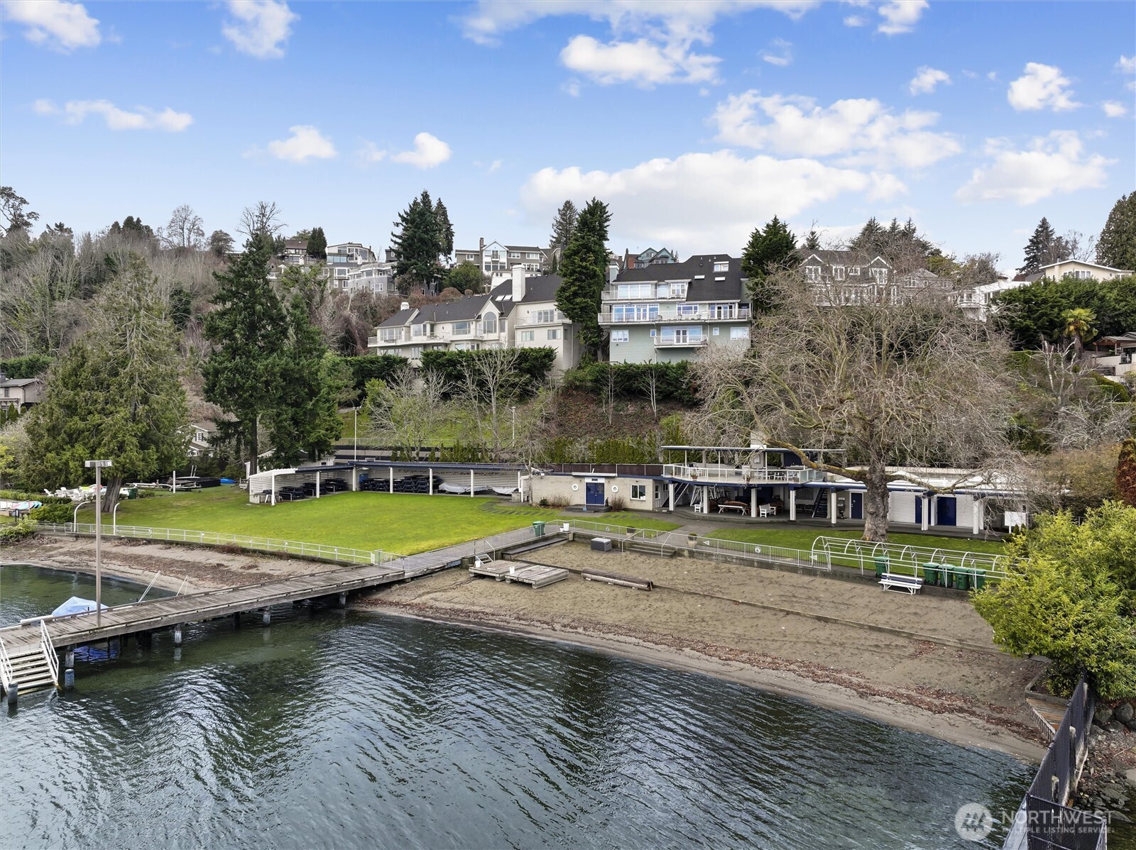 3710 Northeast 41st Street Seattle, WA 98105 - Photo 38 of 40