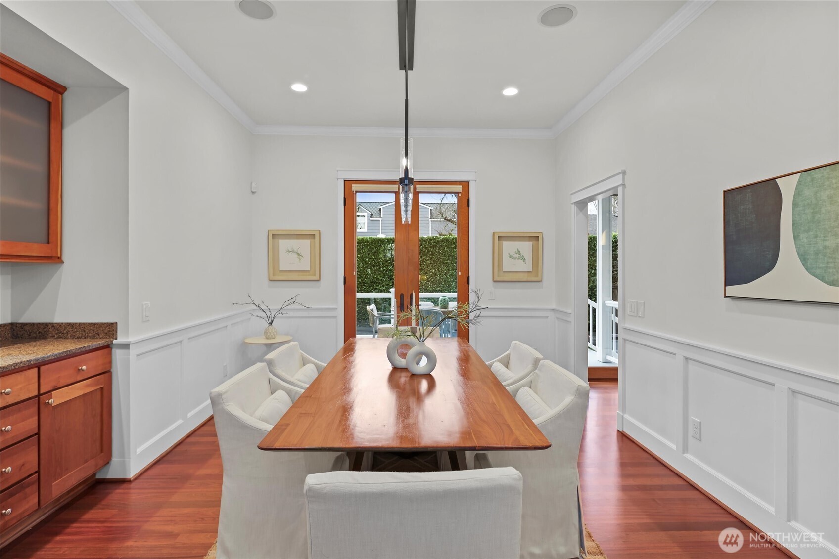 3710 Northeast 41st Street Seattle, WA 98105 - Photo 6 of 40