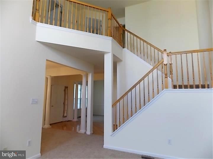 35 Threadleaf Terrace Burlington Township, NJ 08016 - Photo 7 of 12 Hallway