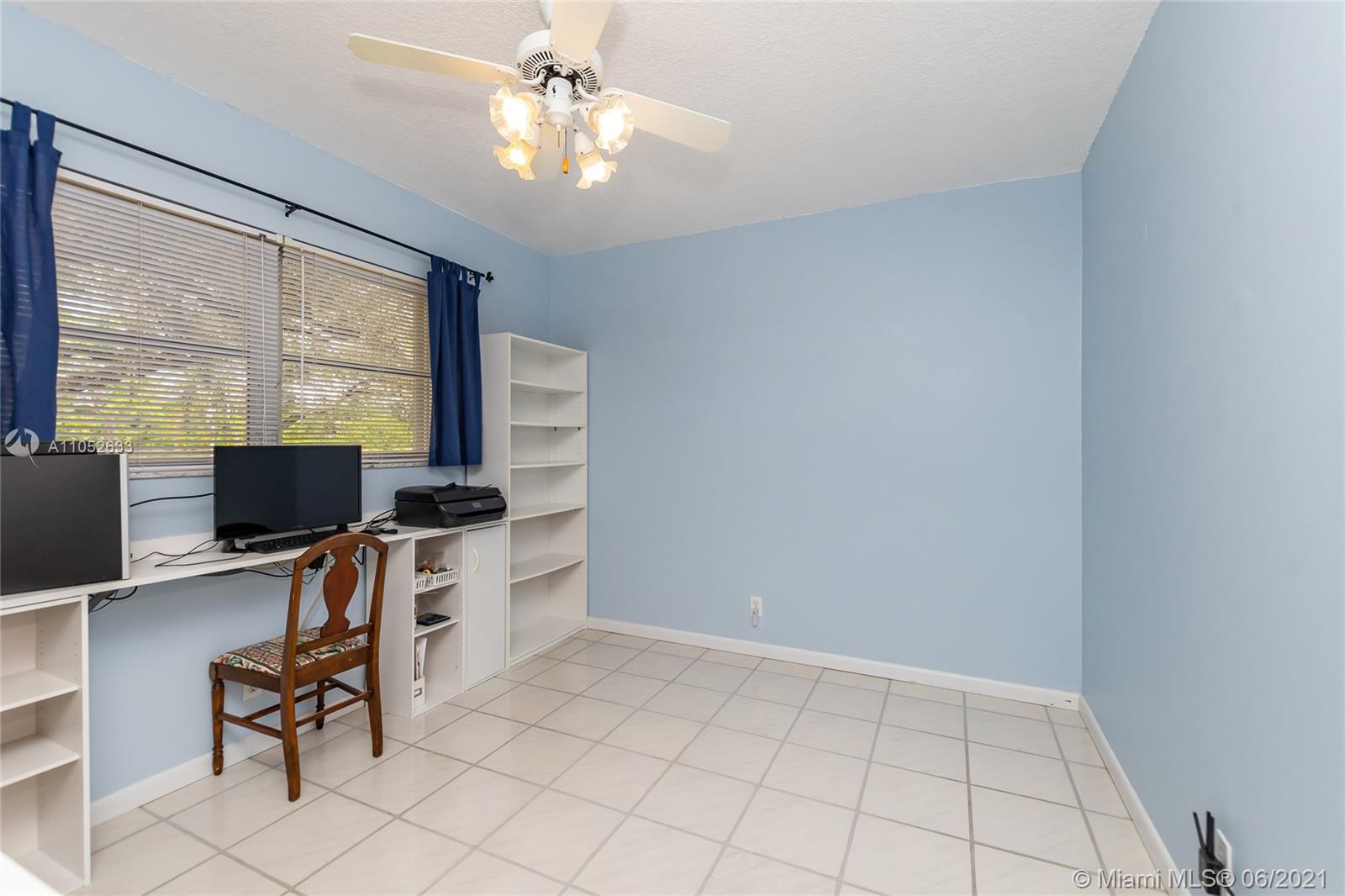 5611 Southwest 196th Lane Southwest Ranches, FL 33332 - Photo 13 of 31