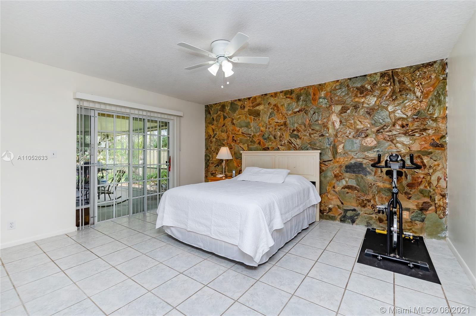 5611 Southwest 196th Lane Southwest Ranches, FL 33332 - Photo 15 of 31