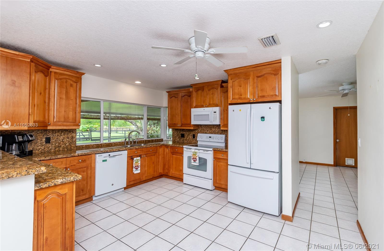 5611 Southwest 196th Lane Southwest Ranches, FL 33332 - Photo 22 of 31