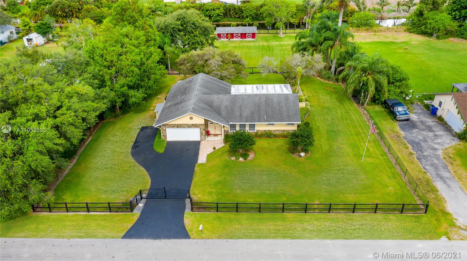 5611 Southwest 196th Lane Southwest Ranches, FL 33332 - Photo 28 of 31