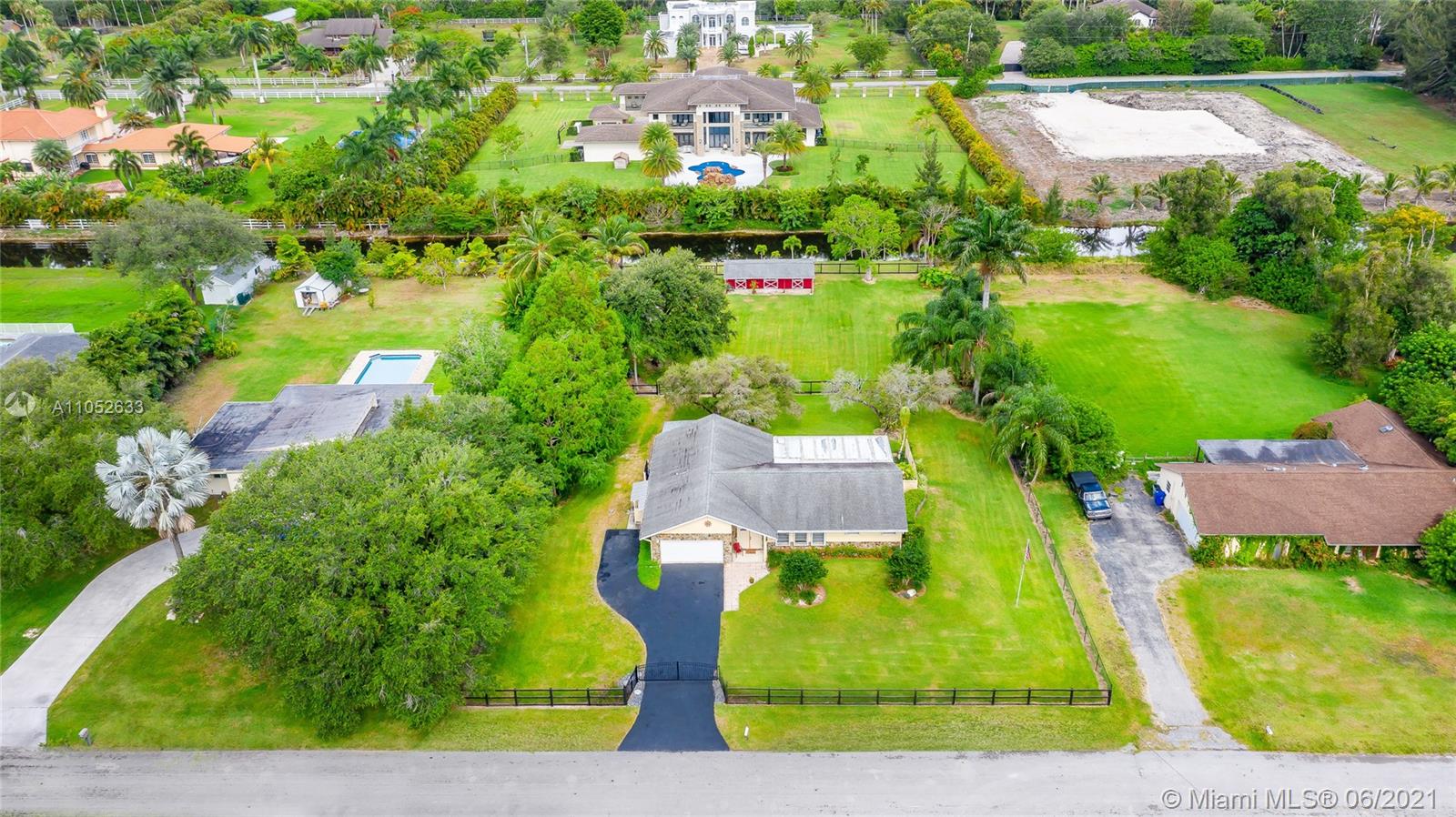 5611 Southwest 196th Lane Southwest Ranches, FL 33332 - Photo 30 of 31