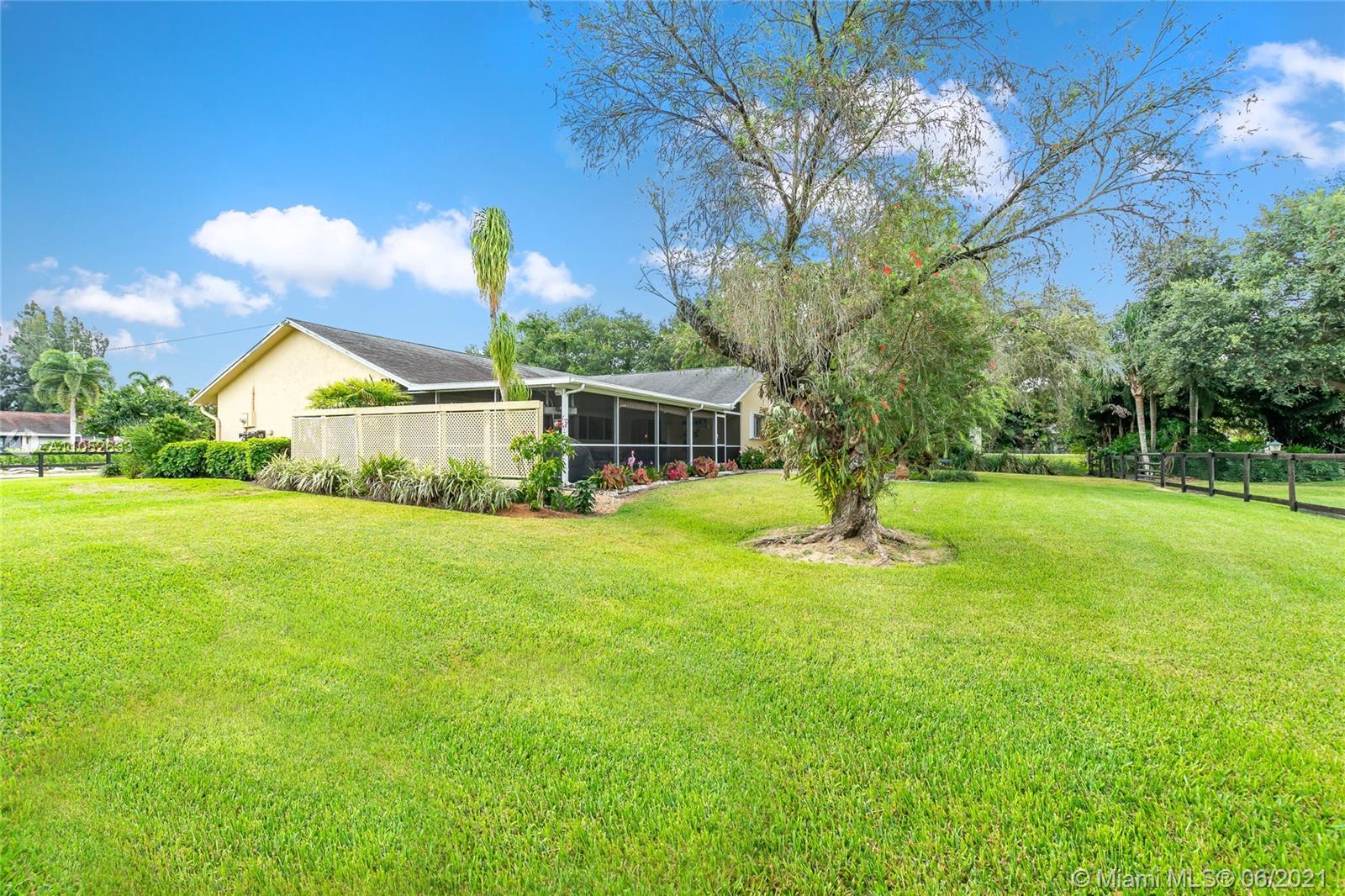 5611 Southwest 196th Lane Southwest Ranches, FL 33332 - Photo 7 of 31