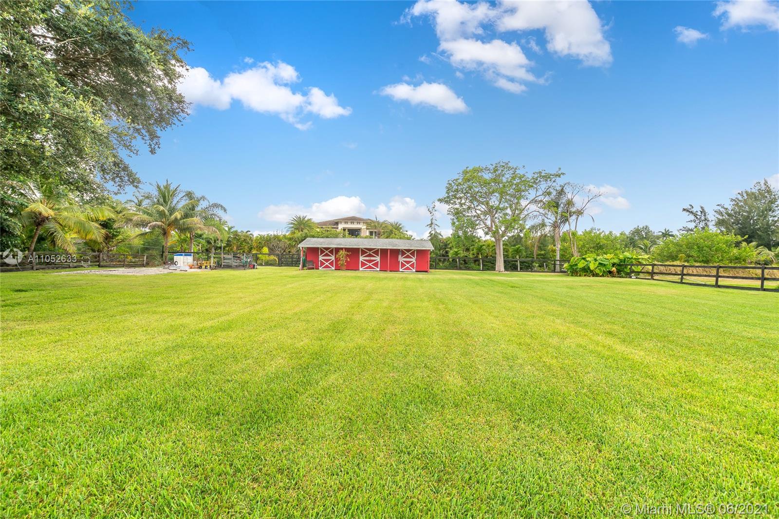 5611 Southwest 196th Lane Southwest Ranches, FL 33332 - Photo 8 of 31