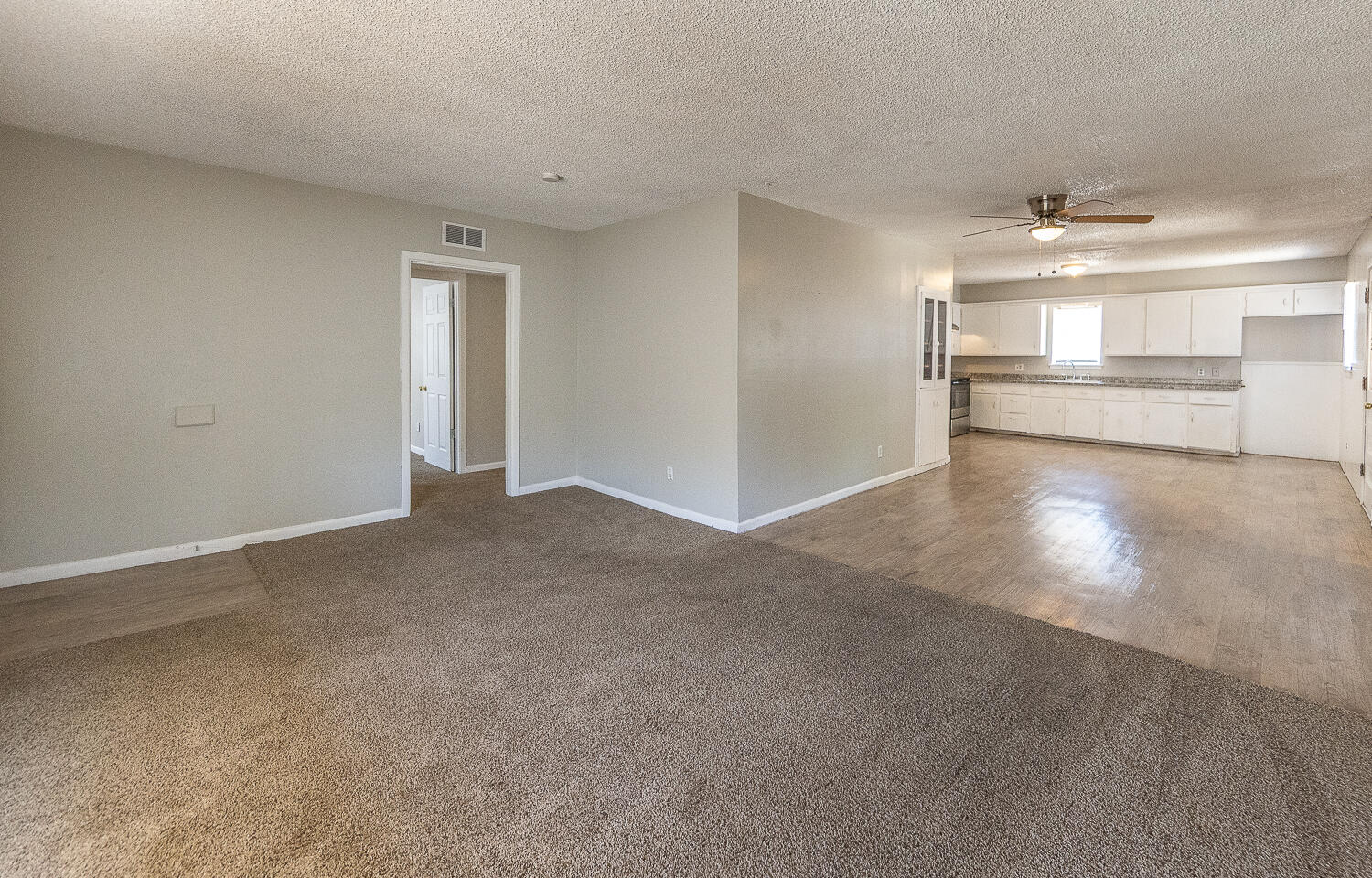 5005 39th Street Lubbock, TX 79414 - Photo 4 of 23 2L9A1501