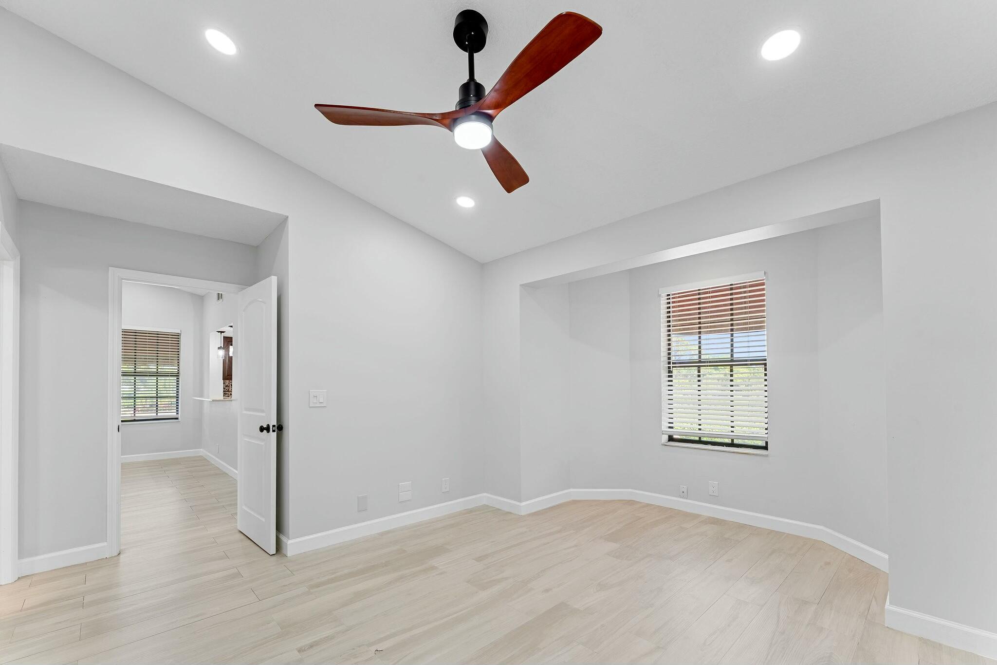 23032 Island View, Unit H Boca Raton, FL 33433 - Photo 20 of 30 tempImageElxlzc