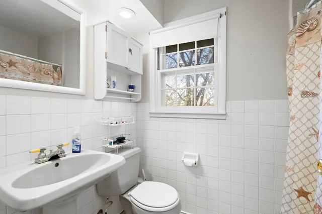 $849,900 | 640 Orchard Park Road, Long Lake, MN 55356