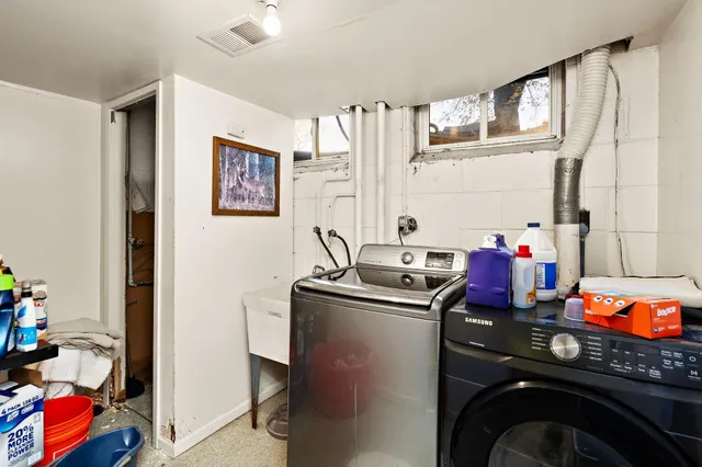 $849,900 | 640 Orchard Park Road, Long Lake, MN 55356