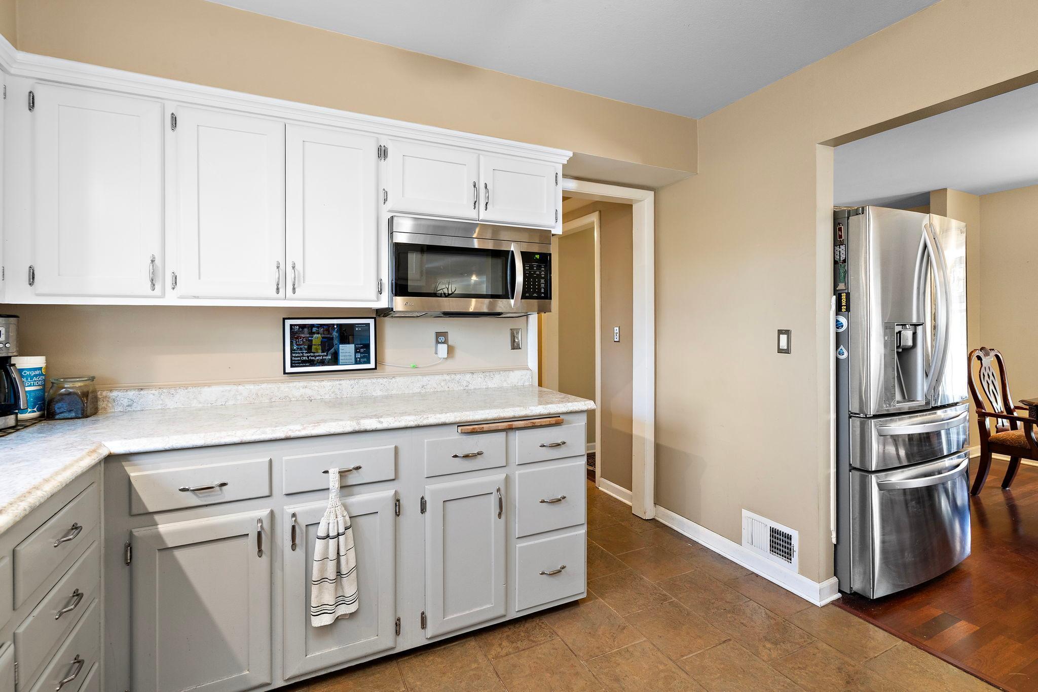 640 Orchard Park Road Long Lake, MN 55356 - Photo 8 of 62