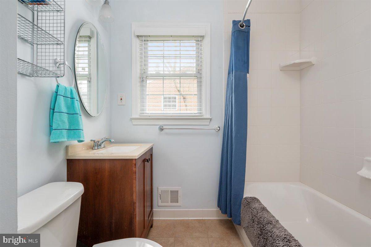 714 Kerwin Road Silver Spring, MD 20901 - Photo 14 of 34