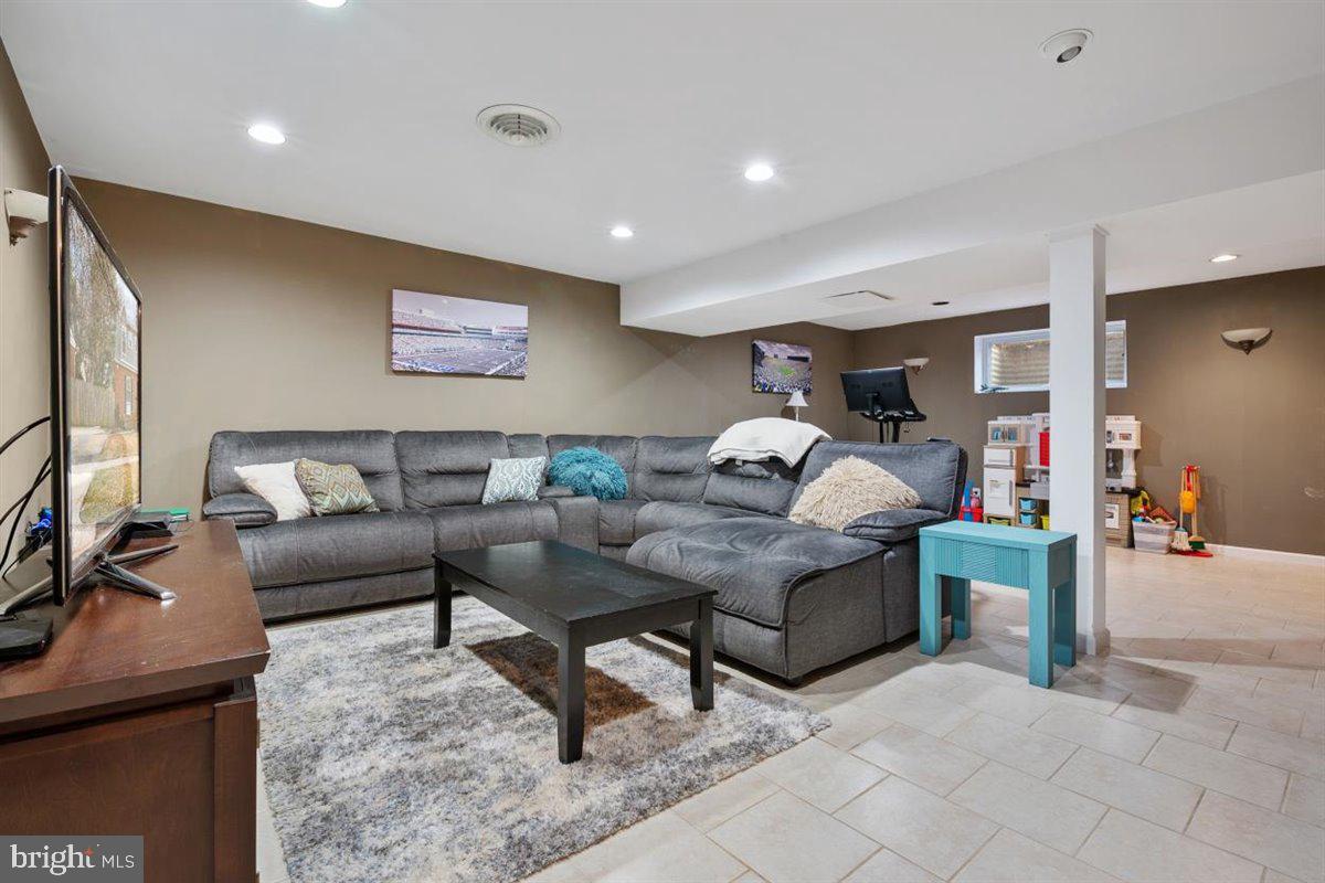 714 Kerwin Road Silver Spring, MD 20901 - Photo 26 of 34