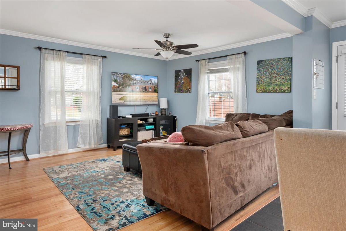 714 Kerwin Road Silver Spring, MD 20901 - Photo 6 of 34