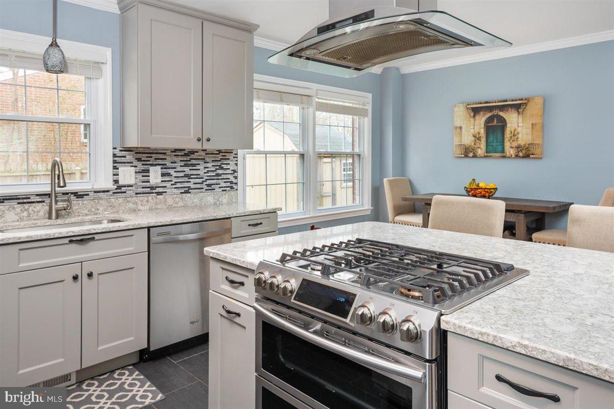 714 Kerwin Road Silver Spring, MD 20901 - Photo 9 of 34